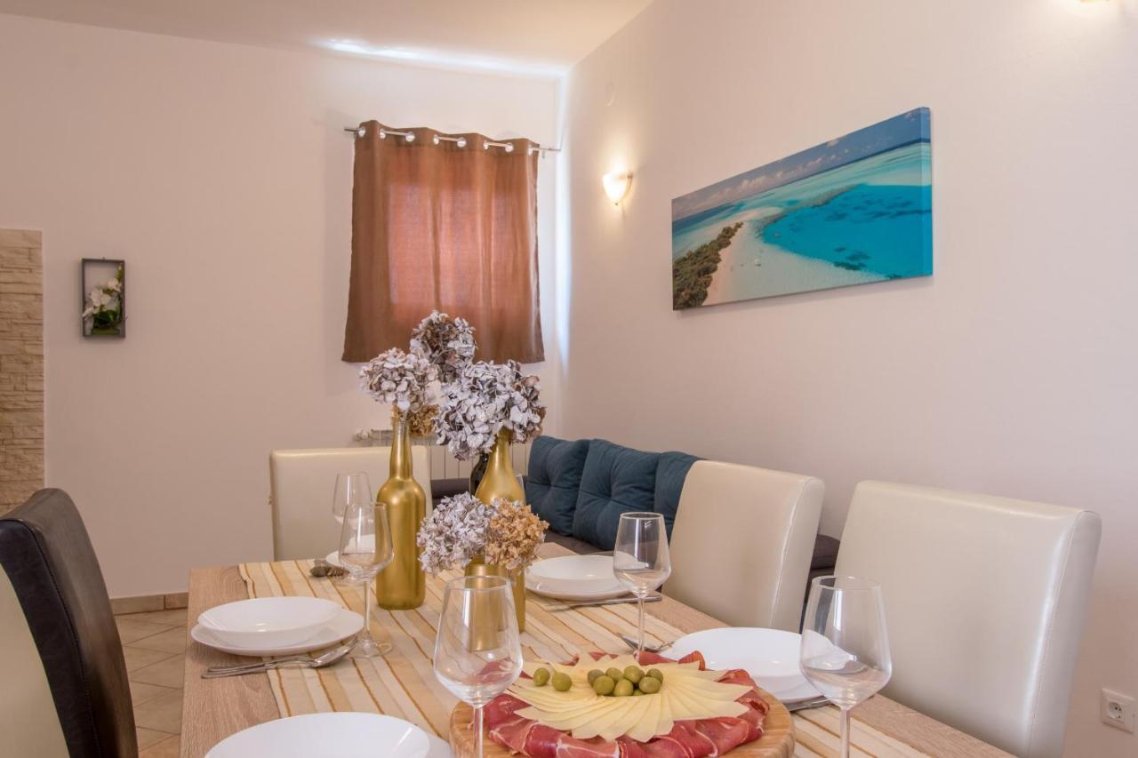 Apartments Ivica 1706 Liznjan Ngoại thất bức ảnh